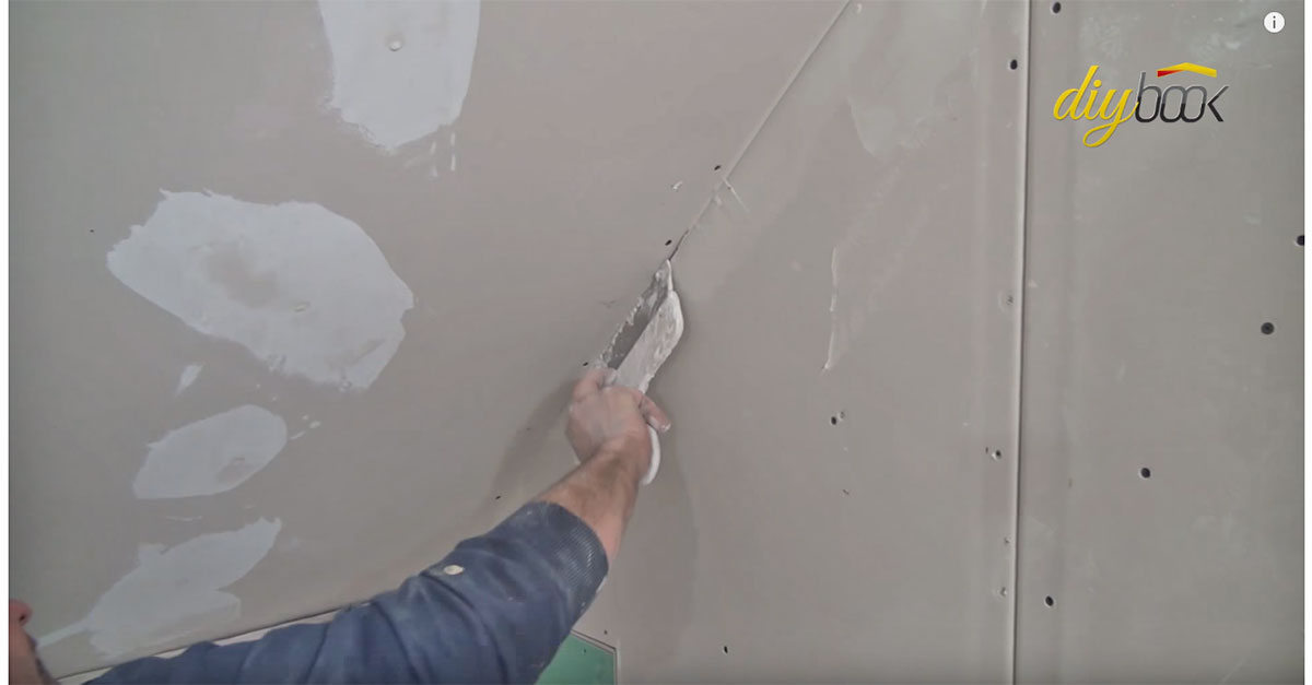 Rigips verspachteln | Video-Anleitung @ diybook.de