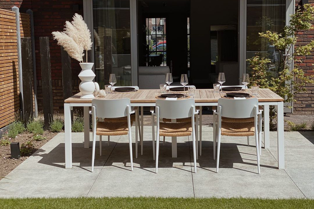 Keine Lust auf Eigenbau? Tipps zum Kauf des perfekten GartenmöbelSets