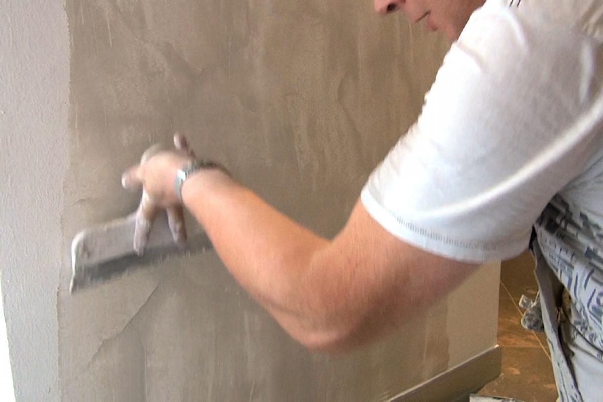 Risse Im Putz Ausbessern Netzen Anleitung Und Tipps Diybook De