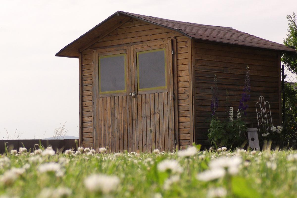 Gartenhaus Neu Streichen Grundieren Und Lasieren Anleitung Diybook De