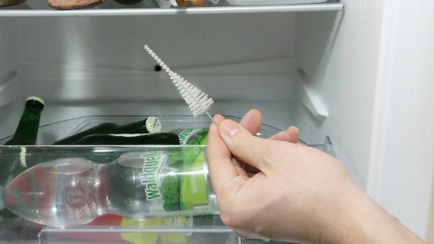Siemens Kühlschrank Gemüsefach : Wasser im kühlschrank unter dem gemüsefach anleitung @ diybook.de Siemens Kühlschrank Gemüsefach : Wasser im kühlschrank unter dem gemüsefach anleitung @ diybook.de