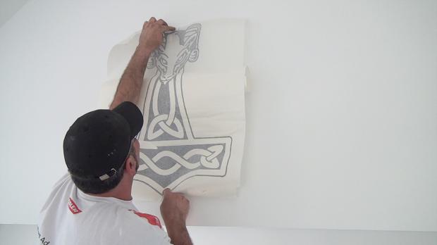 Wandtattoo unten ausrichten