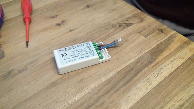 Led Statt Halogen Probleme Beim Austausch Wegen Trafo Dunstabzugshaube - LED statt Halogen - Anleitung @ diybook.de