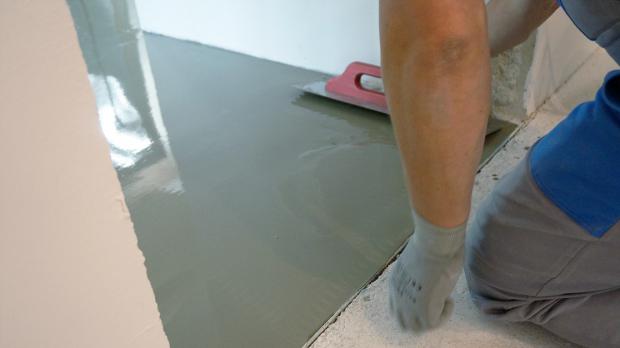 Boden nivellieren - Mit Anleitung zum Erfolg - Anleitung @ diybook.de