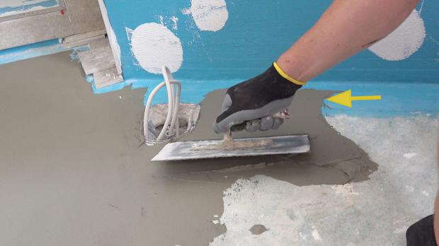 Badezimmer-Boden abdichten - Anleitung @ diybook.de