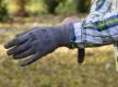 Handschuhe zum Einrichten des Wühlmausschutzes