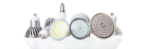 Verschiedene LED-Lampen nebeneinander